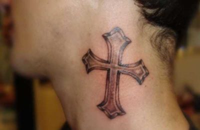 Что означает тату на спине в виде креста