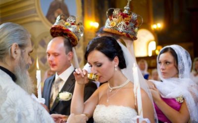 Можно ли венчаться в церкви без росписи в загсе