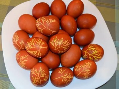 Можно ли красить пасхальные яйца в Страстную пятницу