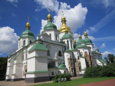 Кто заложил Софийский собор в Киеве